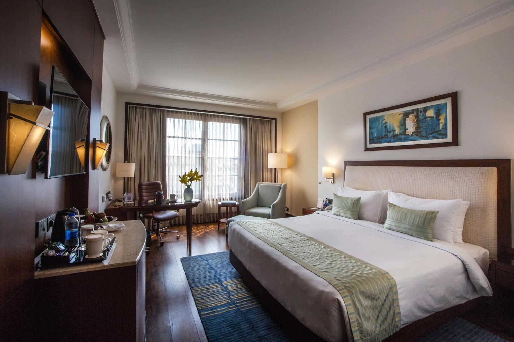 Dlf Club 3 Hotel Gurgaon Eksteriør billede